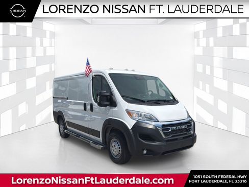 Used 2025 RAM ProMaster 2500 w/ U-Haul Equipment Group FWD image 1