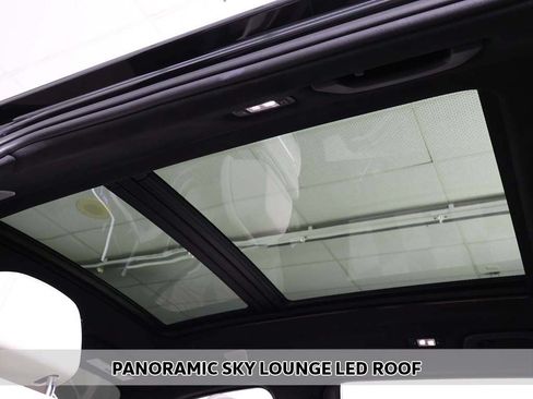 Used 2024 BMW ALPINA XB7 AWD/4WD image 4