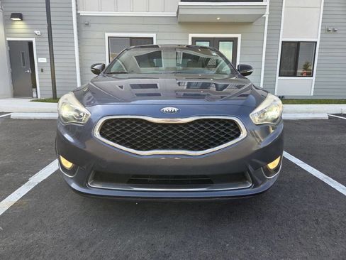 Used 2014 Kia Cadenza Premium w/ Technology Package image 2