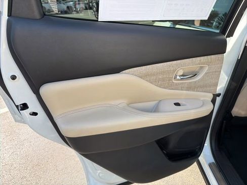 Used 2021 Nissan Murano SL w/ SL Moonroof Package AWD/4WD image 22