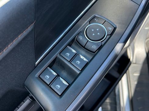 Used 2025 Ford F150 Lariat w/ Equipment Group 502A High image 24