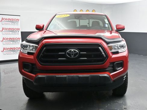 Used 2022 Toyota Tacoma SR image 3