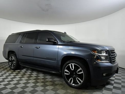 Used 2020 Chevrolet Suburban Premier image 10