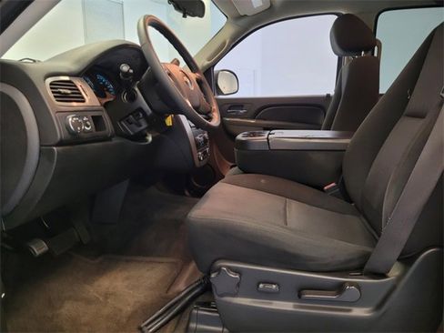 Used 2010 Chevrolet Tahoe LS image 10