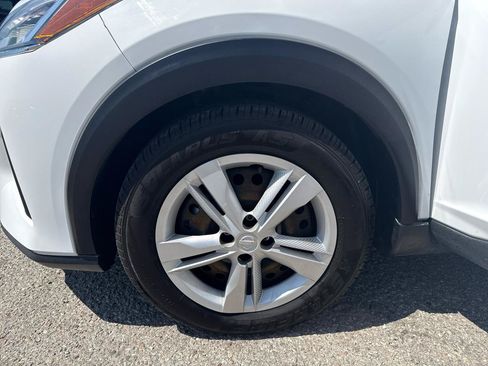 Used 2023 Nissan Kicks S FWD image 25