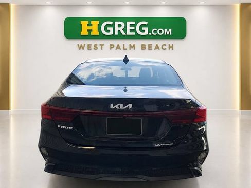 Used 2024 Kia Forte LXS FWD image 6