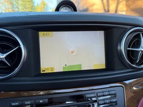 Used 2013 Mercedes-Benz SL 550 image 18