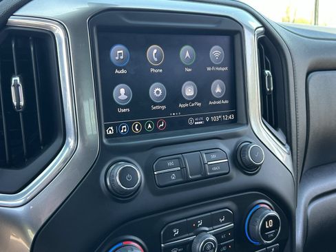 Certified 2022 Chevrolet Silverado 2500 LTZ w/ LTZ Premium Package AWD/4WD image 33