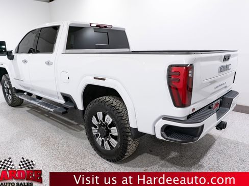 Used 2024 GMC Sierra 2500 Denali w/ Denali Reserve Package image 3