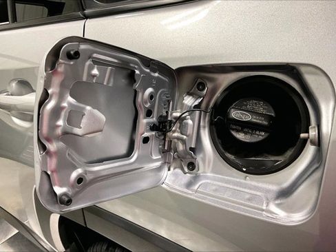 Used 2020 Toyota RAV4 XLE Premium AWD/4WD image 42