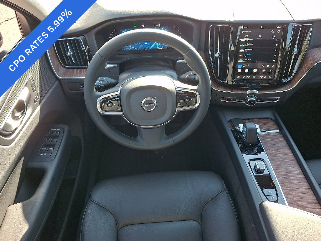 Certified 2024 Volvo XC60 B5 Plus w/ Protection Package Premier AWD/4WD image 11
