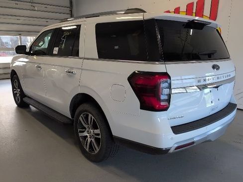 Used 2024 Ford Expedition Limited AWD/4WD image 2