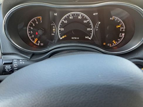 Used 2022 Jeep Grand Cherokee Limited image 13