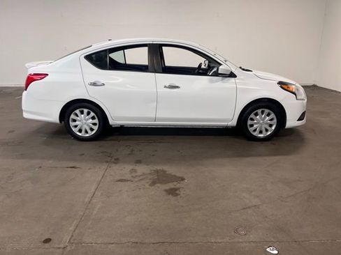 Used 2019 Nissan Versa SV FWD image 2
