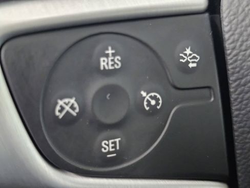 Used 2022 GMC Terrain SLE w/ Driver Convenience Package FWD image 33