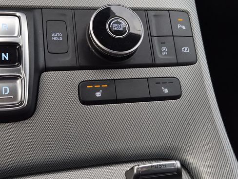 Used 2025 Hyundai Palisade SEL FWD image 32