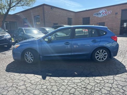 Used 2014 Subaru Impreza 2.0i Premium w/ All-Weather Package w/CVT AWD/4WD image 3
