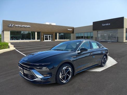 Certified 2026 Hyundai Sonata SEL image 1