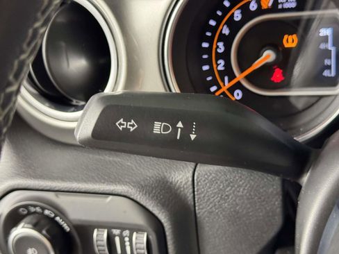 Used 2021 Jeep Wrangler Unlimited Sahara w/ Cold Weather Group image 21