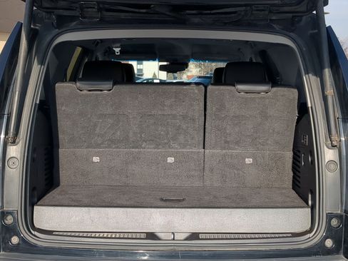 Used 2016 GMC Yukon SLT image 32