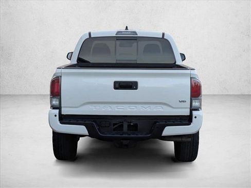 Certified 2022 Toyota Tacoma TRD Off-Road image 7