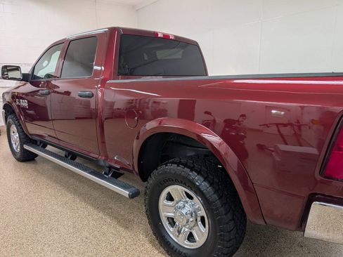 Used 2016 RAM 2500 ST w/ SXT Appearance Group AWD/4WD image 3
