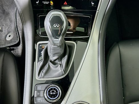 Used 2020 INFINITI Q50 Luxe w/ Essential Package (3.0T Luxe) image 25