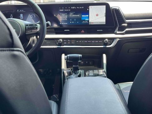 Used 2023 Kia Sportage X-Line w/ X-Line Premium Package AWD/4WD image 3