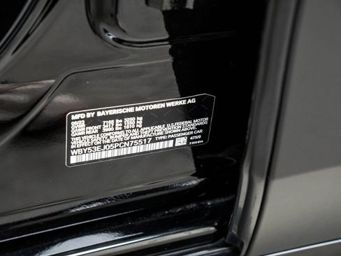 Used 2023 BMW i7 xDrive60 AWD/4WD image 49