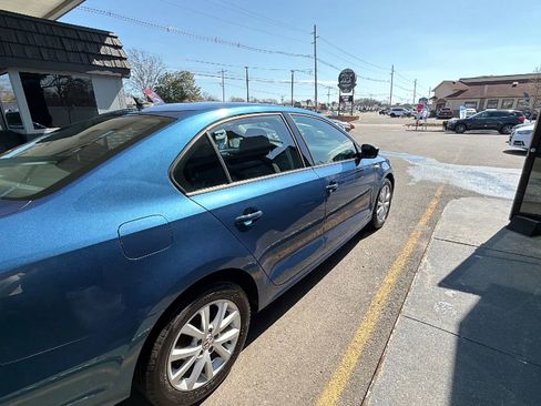 Used 2015 Volkswagen Jetta SE image 15
