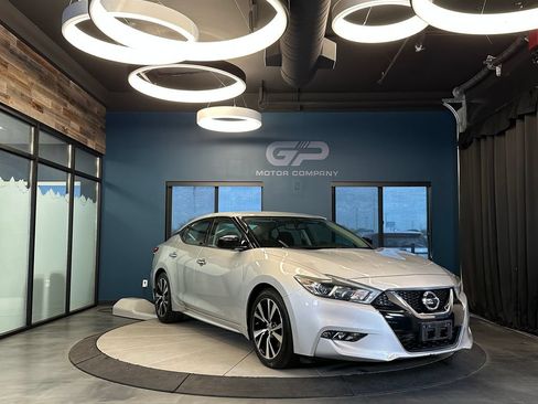 Used 2018 Nissan Maxima 3.5 S FWD image 1