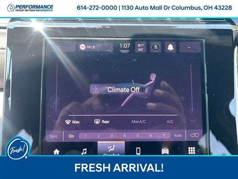 Used 2026 Jeep Grand Cherokee Laredo AWD/4WD image 22