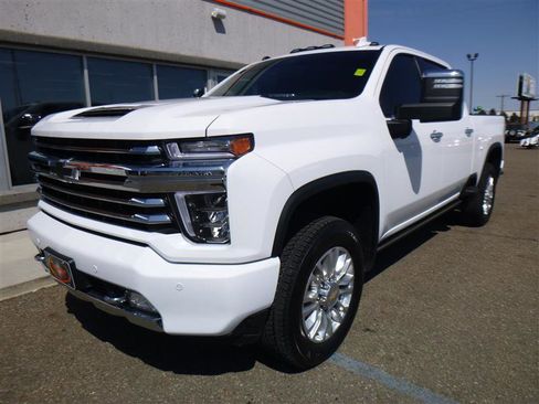 Used 2023 Chevrolet Silverado 2500 High Country image 1