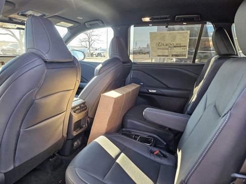 New 2026 Lexus TX 500h AWD image 16