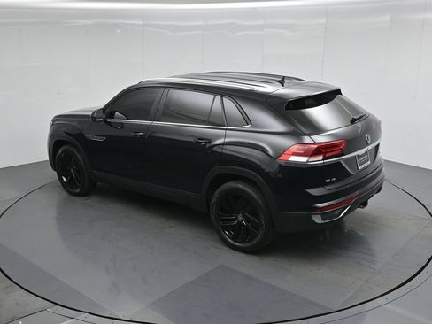Used 2023 Volkswagen Atlas Cross Sport SE w/ Black Wheel Package AWD/4WD image 42
