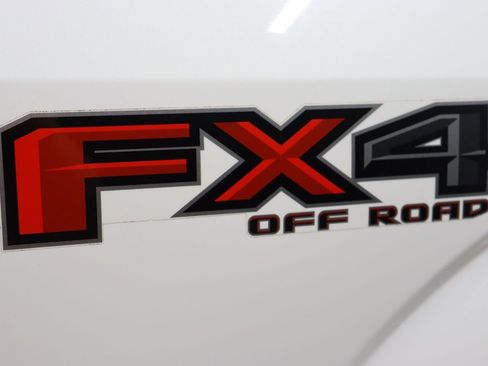 Used 2020 Ford F150 Lariat w/ Equipment Group 502A Luxury image 11