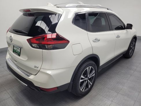 Used 2020 Nissan Rogue SV w/ Premium Package FWD image 10
