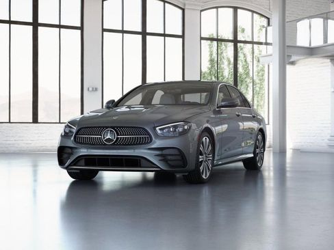 Used 2023 Mercedes-Benz E 450 4MATIC Sedan image 42