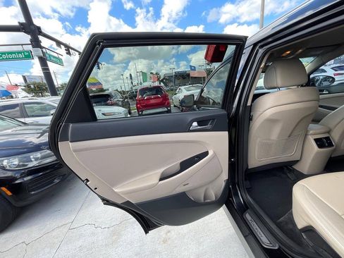Used 2017 Hyundai Tucson Limited FWD image 13