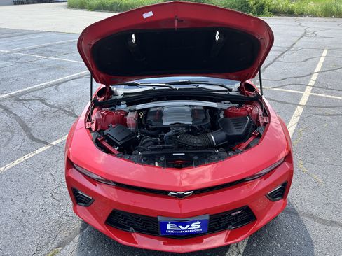 Used 2017 Chevrolet Camaro SS image 29
