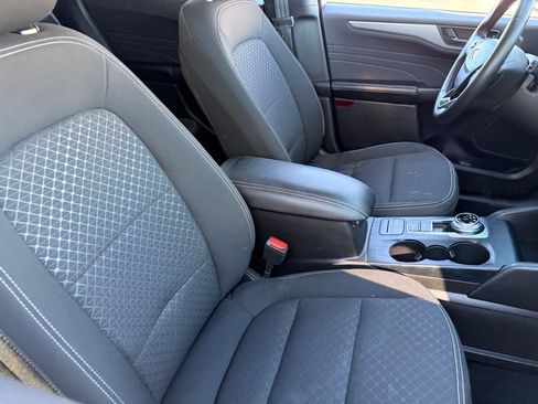 Used 2024 Ford Escape Active FWD image 9