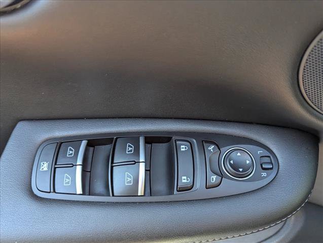 Used 2022 INFINITI QX50 Luxe FWD image 10