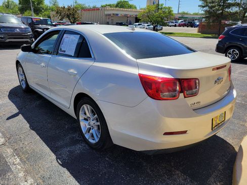 Used 2013 Chevrolet Malibu Eco w/ Leather Package FWD image 28