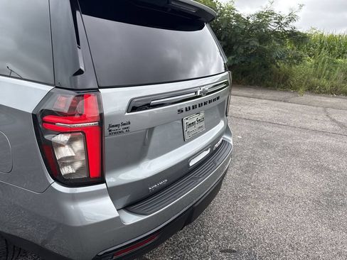 Used 2023 Chevrolet Suburban RST w/ Luxury Package AWD/4WD image 33