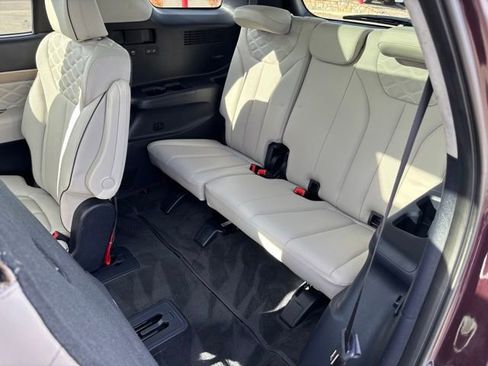 Used 2022 Hyundai Palisade Calligraphy image 34
