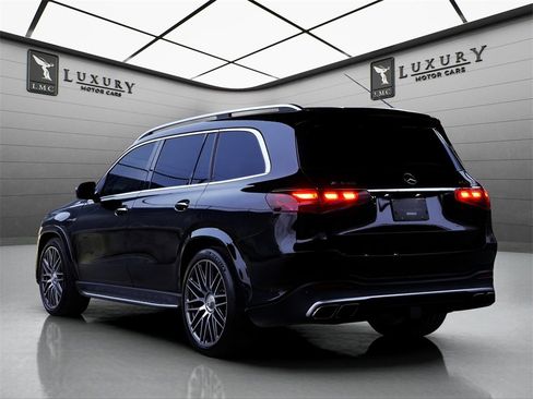 Used 2024 Mercedes-Benz GLS 63 AMG 4MATIC image 7