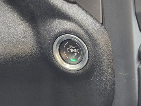 Certified 2023 Chevrolet Silverado 1500 Custom image 34