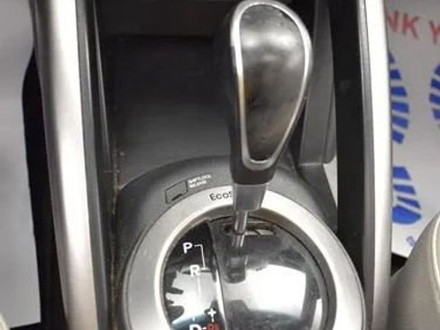 Used 2013 Hyundai Veloster w/ Style Pkg FWD image 32