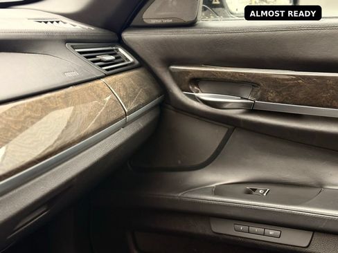 Used 2015 BMW 750Li RWD image 20