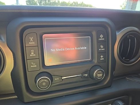 Used 2021 Jeep Wrangler Unlimited Sport AWD/4WD image 48